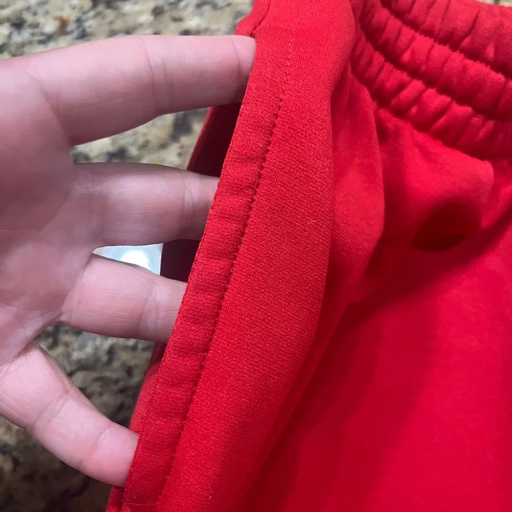 Nike Therma-FIT Red Fleece Joggers Sweatpants Boy XL Boys Girls